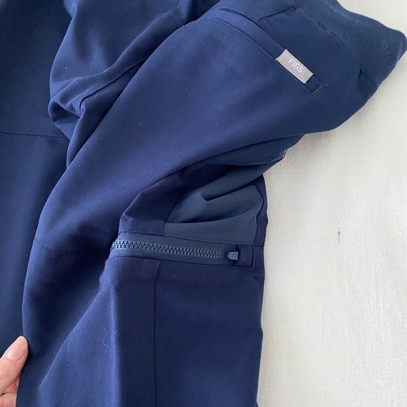 FIGS scrub pants - Picture 3 of 5